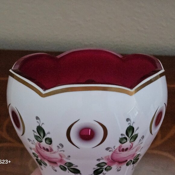 ANTIQUE VINTAGE BOHEMIAN CZECH MOSER FLOWER HAND PAINTED CUT TO CLEAR GLASS VASE